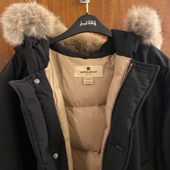 COPY - EUC - Woolrich Arctic Parka in Ramar Cloth with Detachable Fur Trim - Picture 10 of 13